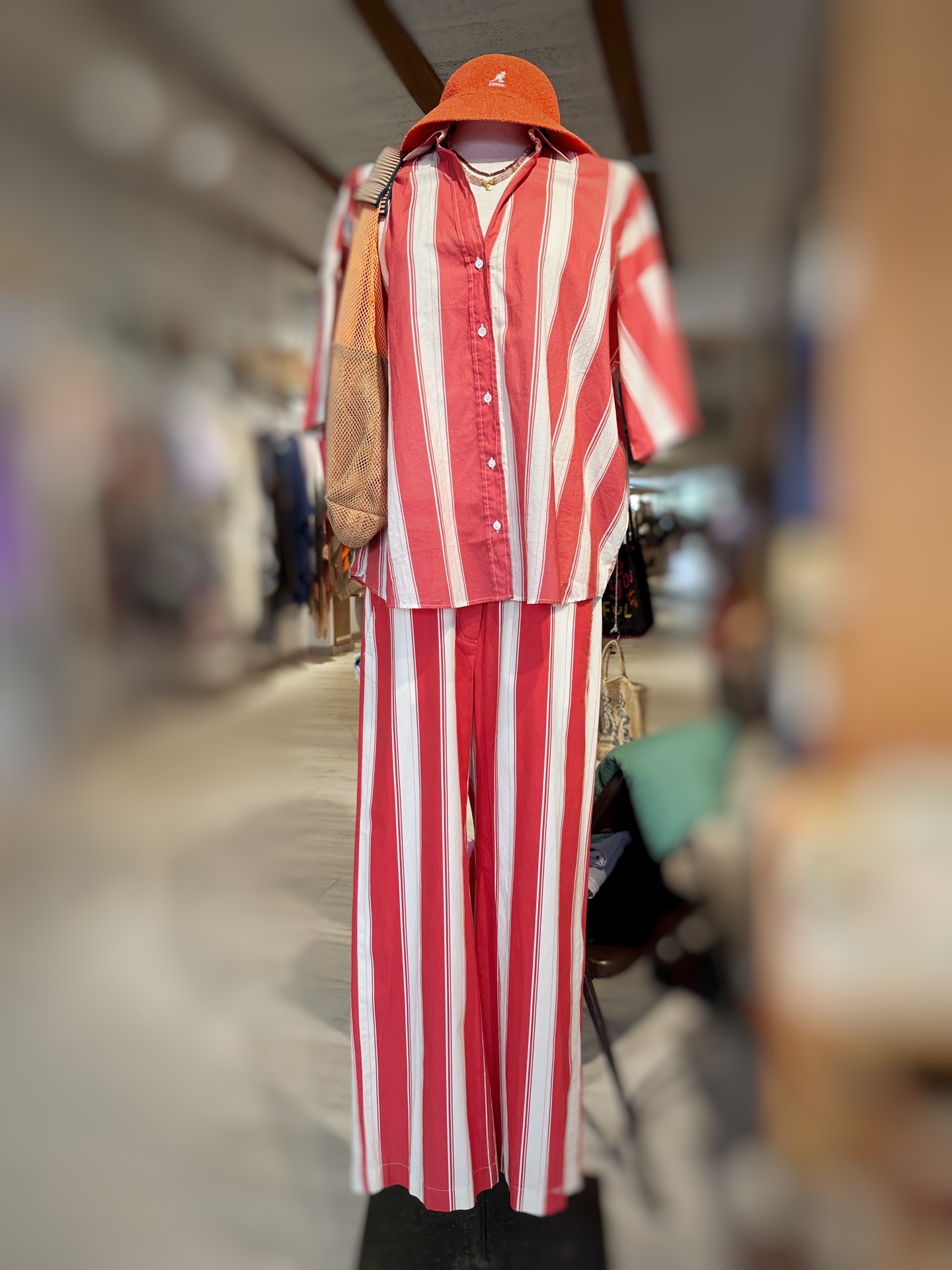 Women's looks of the week!

As the island awakens with vibrant energy, we’re emb
